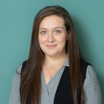 Yepraksia Mkrtchyan, Management Consultant